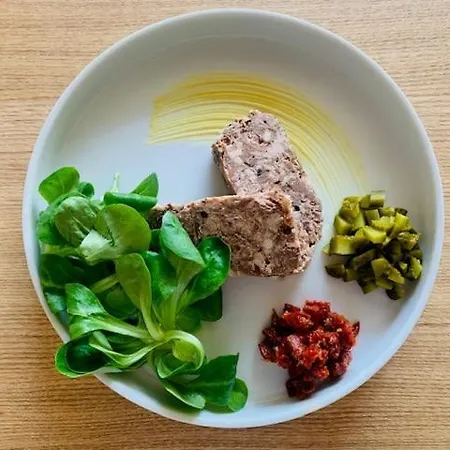 La Charmille Szálloda